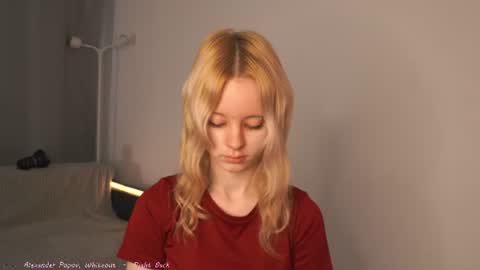 Snapshot of seebunny chatting on 07.14.26 See Its honey bunny im Lana online show from 07.14.26