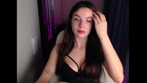 Emily online show from 03.11.25