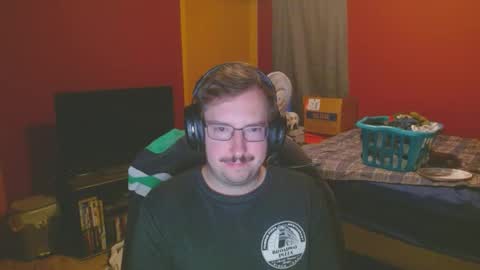 Snapshot of seek_1g chatting on 09.20.25 seek_1g online show from 09.20.25