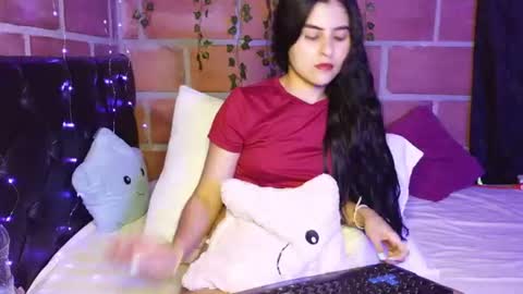 Snapshot of seleena_01 chatting on 07.15.26 seleena_01 online show from 07.15.26