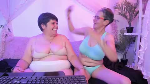 Selena online show from 11.08.25