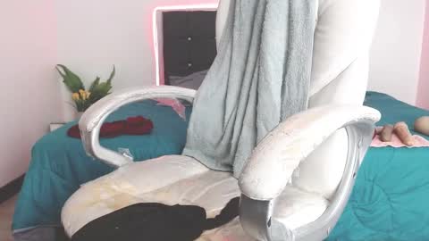 Selena online show from 01.27.25