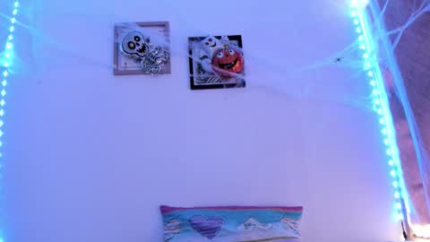 Karen online show from 10.29.25