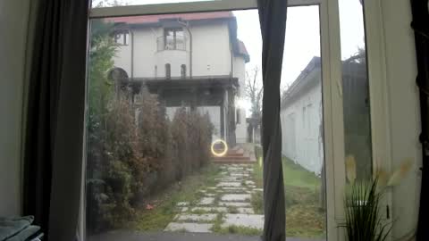 Snapshot of selena_reeves chatting on 01.12.25 Selena online show from 01.12.25