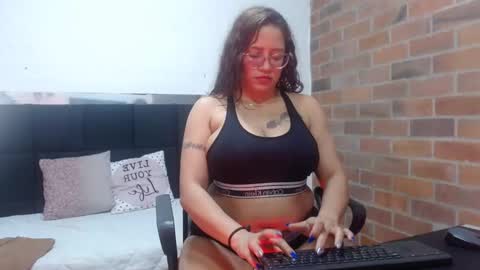 Selena online show from 10.10.25