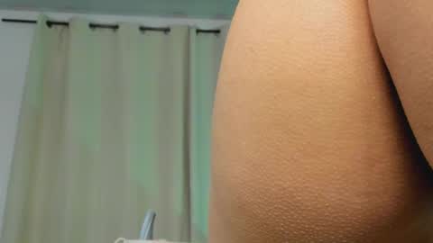 selenafox online show from 09.12.25