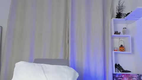 selenafox online show from 11.06.25