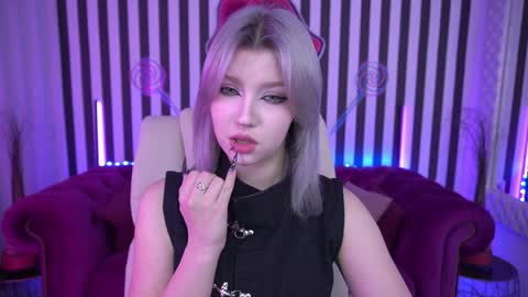 selenairis online show from 05.16.26