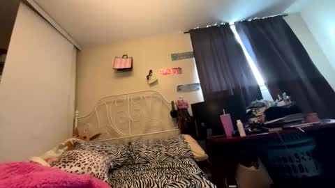 selenaprincess2 online show from 11.29.25