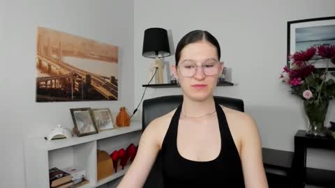 s e l e n a online show from 05.14.26