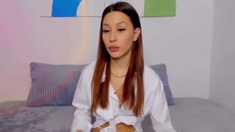 Snapshot of selenarousey chatting on 01.29.25 Selena online show from 01.29.25