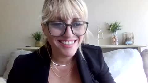 Snapshot of selene87502 chatting on 08.08.26 selene87502 online show from 08.08.26