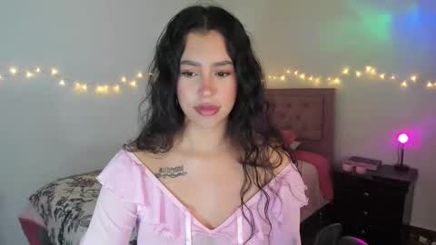 Snapshot of selene_e chatting on 12.15.25 Karol. online show from 12.15.25