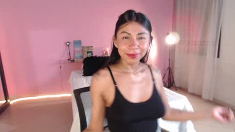 Snapshot of selene_gils chatting on 06.10.26 nathy online show from 06.10.26
