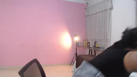 Snapshot of selene_gils chatting on 07.27.26 nathy online show from 07.27.26