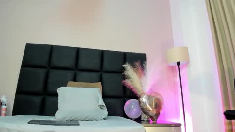 Selene Lujan online show from 02.18.26