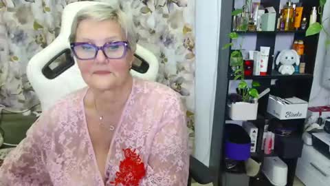 Snapshot of selenna57 chatting on 02.13.25 Selenna online show from 02.13.25