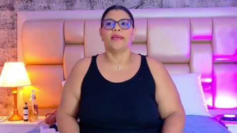 Selenna Cooper online show from 04.18.26