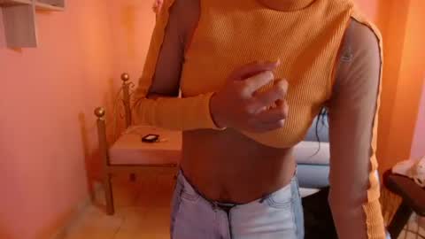 Snapshot of seleny_fitness chatting on 07.04.26 Mayte online show from 07.04.26
