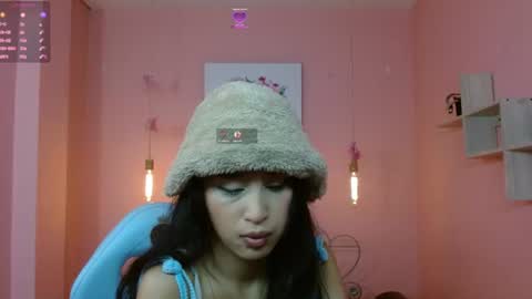 Snapshot of seleny_fitness chatting on 07.18.26 Mayte online show from 07.18.26