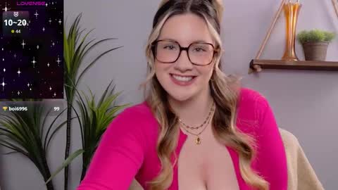 Snapshot of selina_thick chatting on 01.16.26 Selina Mae online show from 01.16.26