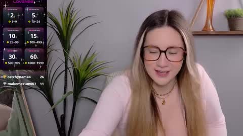 Snapshot of selina_thick chatting on 02.26.26 Selina Mae online show from 02.26.26
