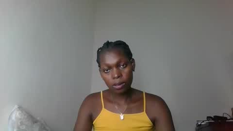Snapshot of sellinprinces chatting on 09.30.25 sellinprinces online show from 09.30.25