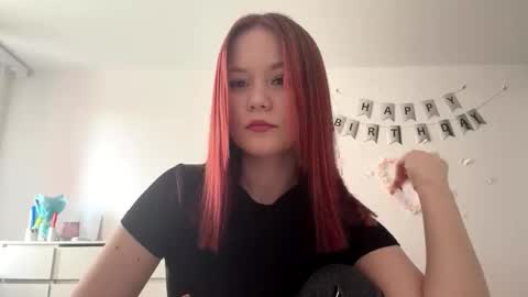 Lily online show from 04.21.26