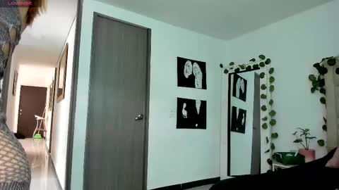 Snapshot of selyn_ chatting on 02.12.26 Selyn online show from 02.12.26