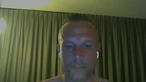 Snapshot of sence08 chatting on 03.20.26 sence08 online show from 03.20.26