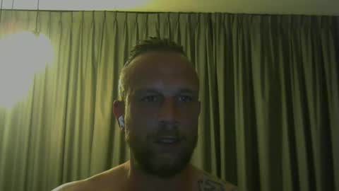 Snapshot of sence08 chatting on 04.12.26 sence08 online show from 04.12.26