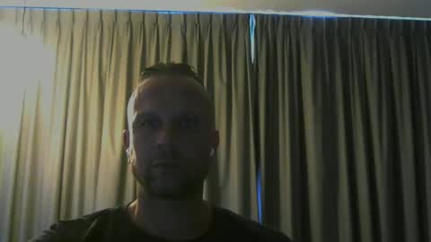 Snapshot of sence08 chatting on 04.18.26 sence08 online show from 04.18.26