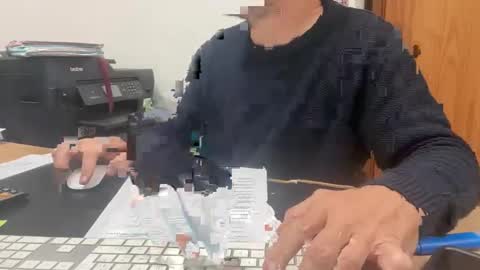 Snapshot of sens3439 chatting on 10.20.25 sens3439 online show from 10.20.25