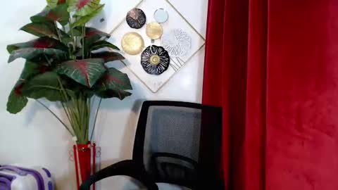 sensational_yeng online show from 10.18.25