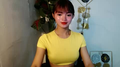 Snapshot of sensational_yeng chatting on 04.09.26 sensational_yeng online show from 04.09.26