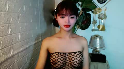 Snapshot of sensational_yeng chatting on 05.31.26 sensational_yeng online show from 05.31.26