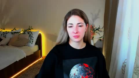 sensitiveheartt online show from 09.23.25