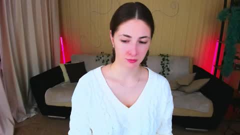 sensitiveheartt online show from 10.18.25