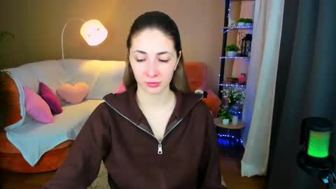 sensitiveheartt online show from 11.15.25