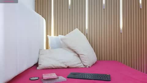 Sensual Kim77 online show from 03.15.26