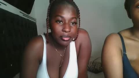 Snapshot of sensual_ria chatting on 04.08.26 sensual_ria online show from 04.08.26