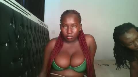 Snapshot of sensual_ria chatting on 04.19.26 sensual_ria online show from 04.19.26