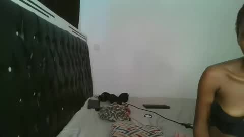 Snapshot of sensual_ria chatting on 05.05.26 sensual_ria online show from 05.05.26