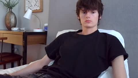 Snapshot of sensualalien chatting on 03.03.25 Cam online show from 03.03.25