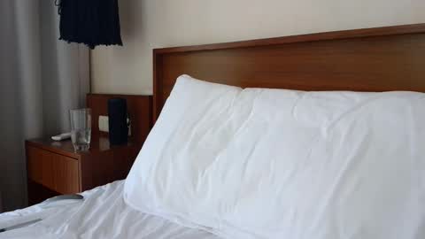 Snapshot of sensualalien chatting on 12.14.25 Cam online show from 12.14.25