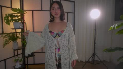 Maria- OF sensual bee online show from 01.30.25