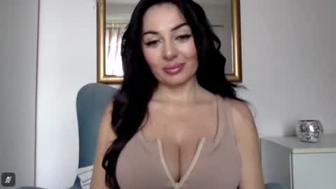 sensuallstella online show from 11.28.25