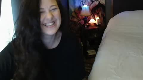 Snapshot of sentfrmheaven chatting on 02.21.25 Tara online show from 02.21.25