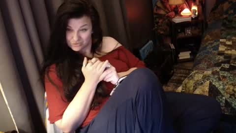 Snapshot of sentfrmheaven chatting on 12.15.25 Tara online show from 12.15.25