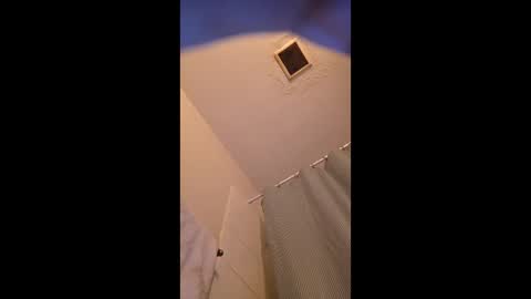 Snapshot of serani02 chatting on 01.11.26 Serani online show from 01.11.26